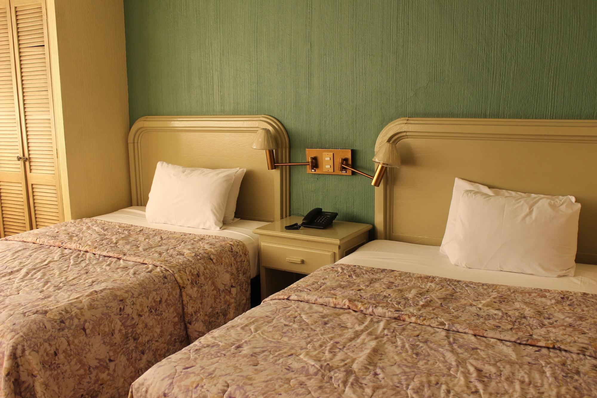 Oyo Nueva Galicia Hotel Гуадалахара Екстериор снимка